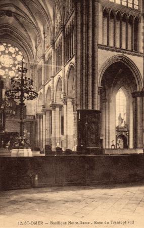 Une vue de la Rose du Transept sud. 